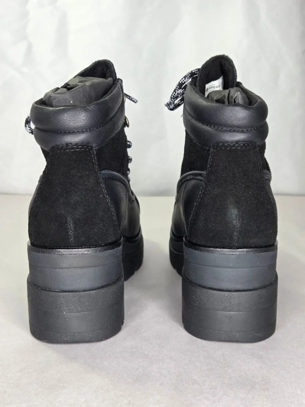 Sperry Top-sider Rocky Hiker Warm Lined Boot in Black, 7.5